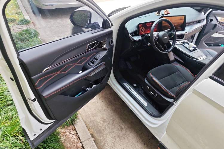 Used Haval XY 2022 1.5T ZhiZun Edition Driver Seat