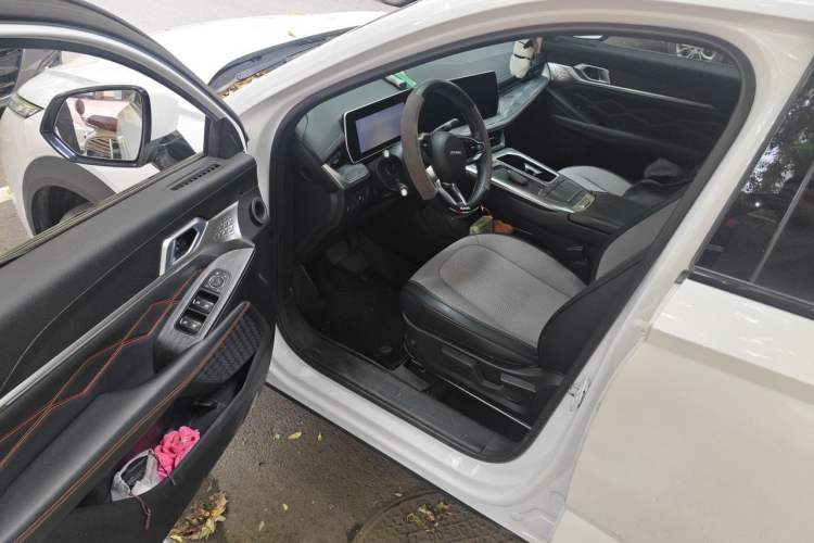 Used Haval XY 2022 1.5T Smart Leading Edition DHT Driver Seat