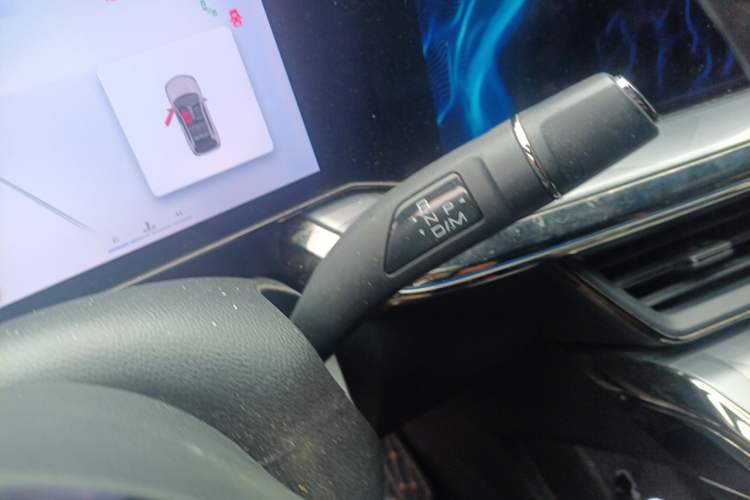 Used Haval XY 2022 2.0T ZhiZun Edition Gear Lever