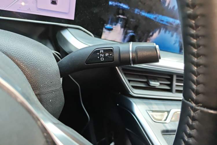 Used Haval XY 2022 1.5T Smart Enjoyment Edition DHT Gear Lever