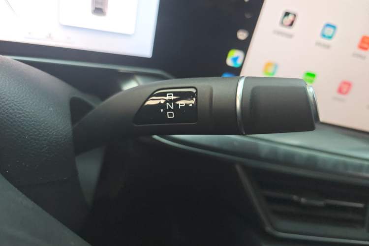 Used Haval XY 2022 1.5T Smart Edition Gear Lever