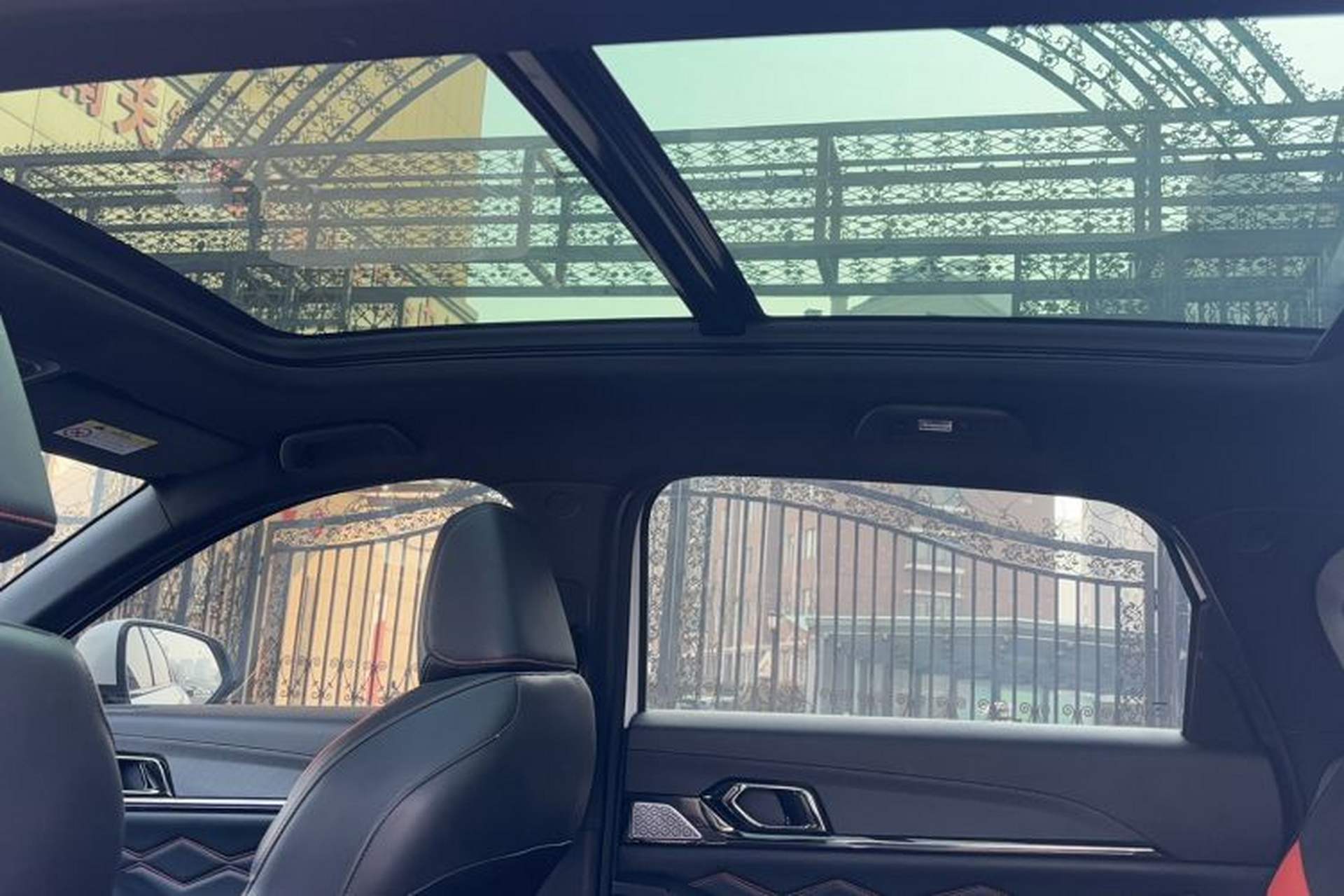 Used Haval XY 2022 2.0T ZhiZun All-Wheel-Drive Version Headliner
