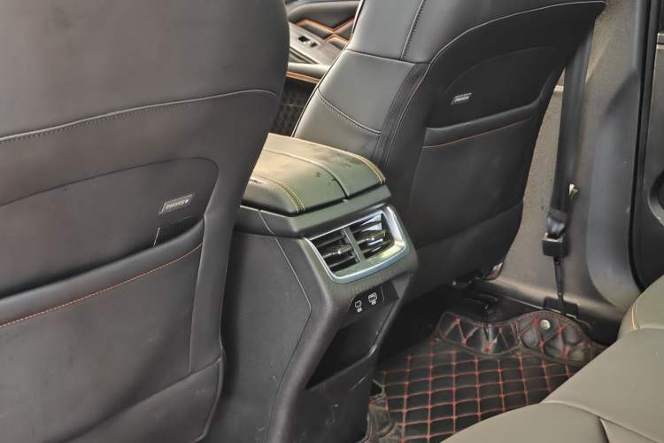 Used Haval XY 2022 1.5T Smart Edition Interior 3