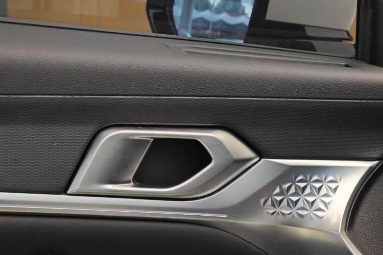 Used Haval XY 2022 1.5T Smart Edition Interior 9