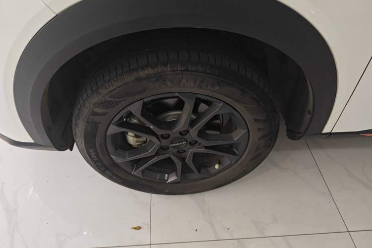 Used Haval XY 2022 1.5T Smart Edition Left Front Wheel Hub
