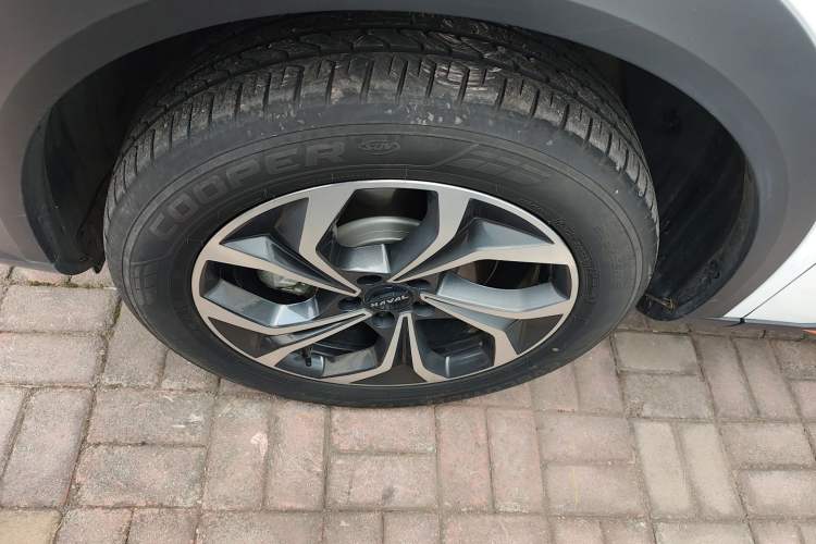 Used Haval XY 2022 1.5T Smart Edition Left Front Wheel Hub