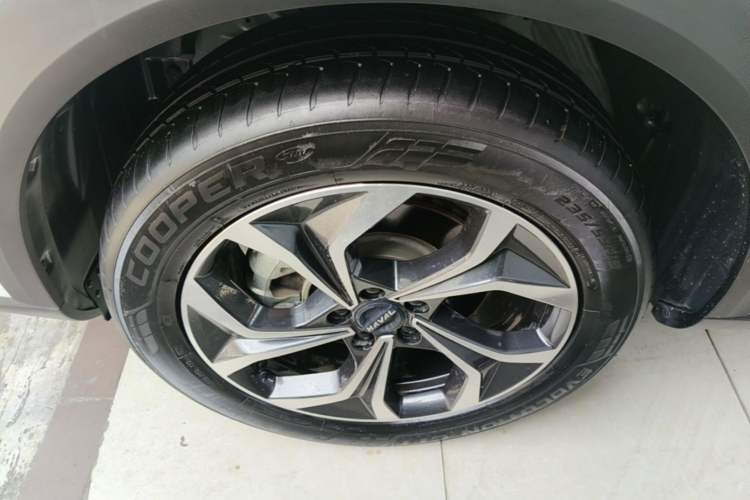 Used Haval XY 2022 1.5T Smart Edition Left Front Wheel Hub
