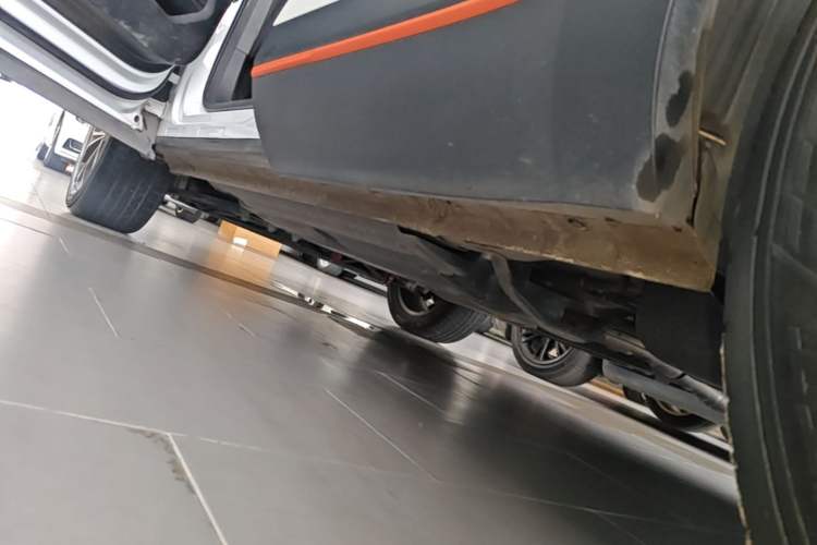 Used Haval XY 2022 1.5T Smart Edition Left Side Sill