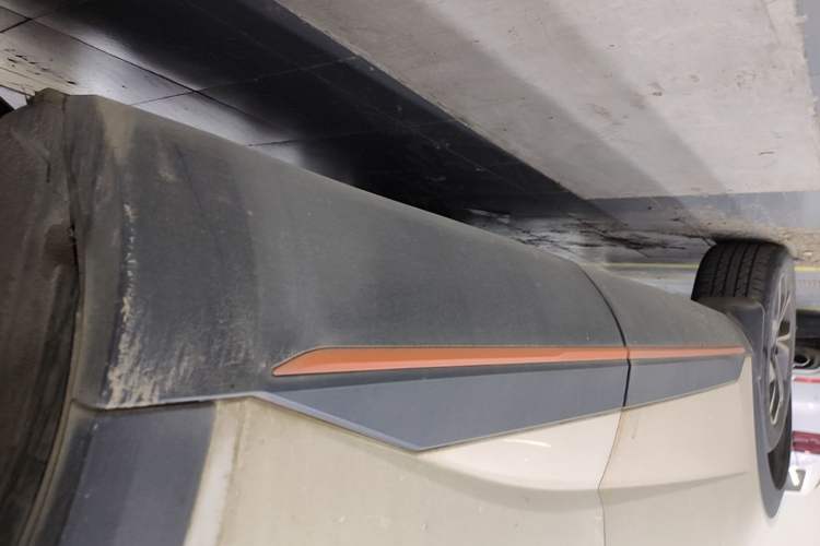 Used Haval XY 2022 1.5T Smart Edition Left Side Sill