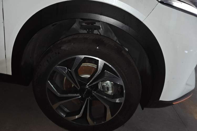 Used Haval XY 2022 1.5T Smart Edition Right Front Wheel Hub