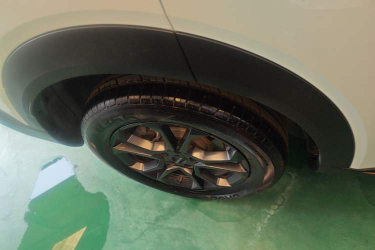 Used Haval XY 2022 1.5T Smart Edition Right Rear Wheel Hub
