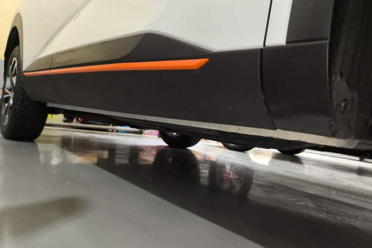 Used Haval XY 2022 1.5T Smart Edition Right Side Sill