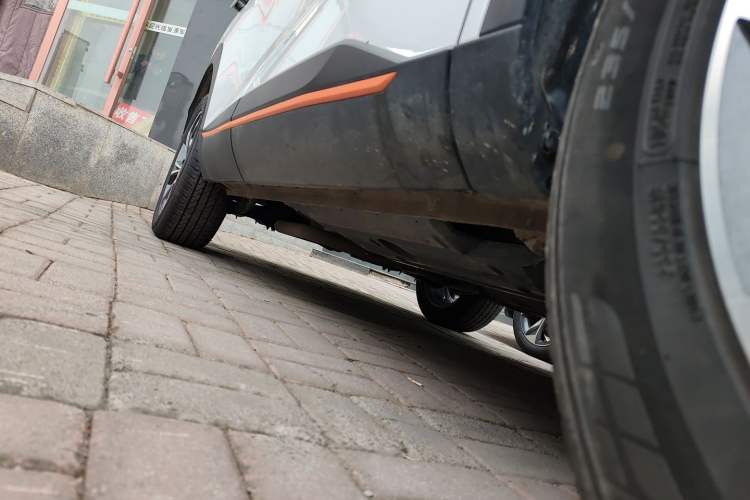 Used Haval XY 2022 1.5T Smart Edition Right Side Sill