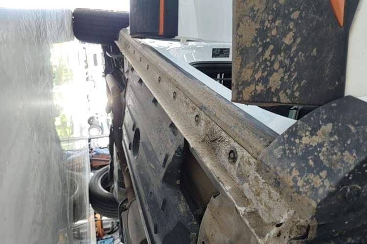 Used Haval XY 2022 1.5T ZhiZun Edition Right Side Sill
