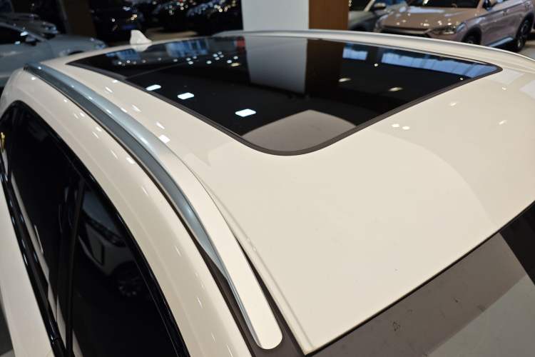 Used Haval XY 2022 1.5T Smart Edition Roof