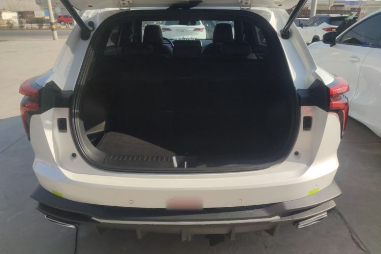 Used Haval XY 2022 1.5T Smart Edition Trunk