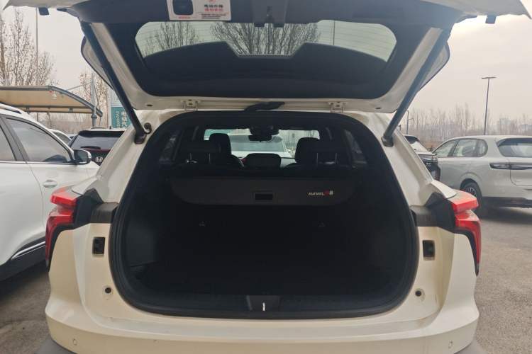 Used Haval XY 2022 1.5T Smart Edition Trunk