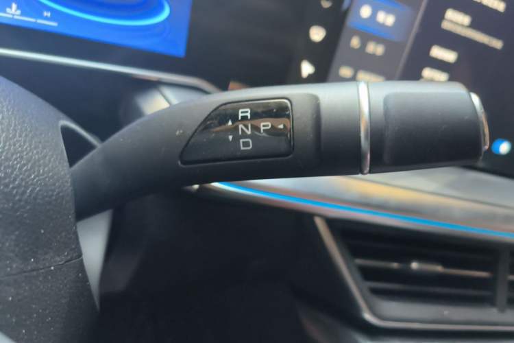 Used Haval XY 2023 1.5T Smart Edition Gear Lever