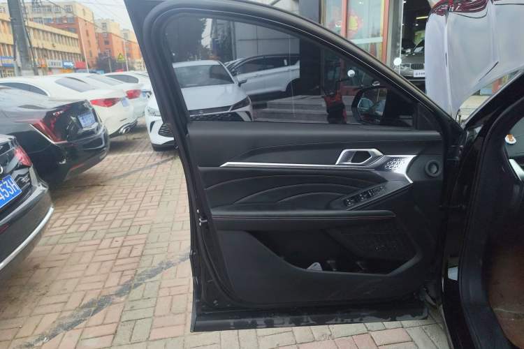 Used Haval XY 2023 1.5T Smart Edition Interior 7