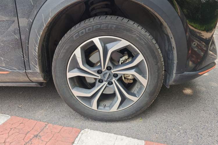 Used Haval XY 2023 1.5T Luxury Edition Right Front Wheel Hub
