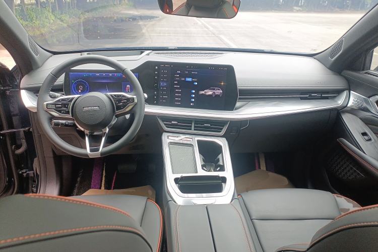 Used Haval XY 2023 1.5T Smart Edition Center Console