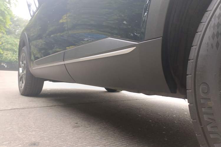 Used Haval XY 2023 1.5T Smart Edition Left Side Sill