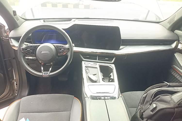 Used Haval XY 2023 1.5T Luxury Edition Center Console