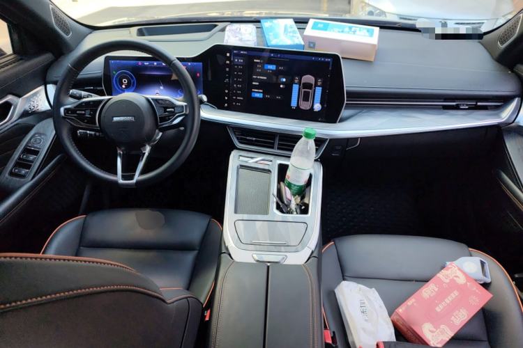 Used Haval XY 2023 1.5T Smart Edition Center Console