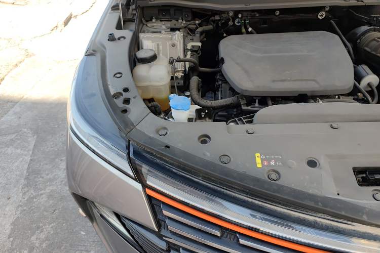 Used Haval XY 2023 1.5T Smart Edition Engine Bay Right