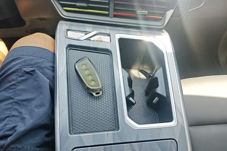 Used Haval XY 2023 1.5T Smart Edition Gear Lever