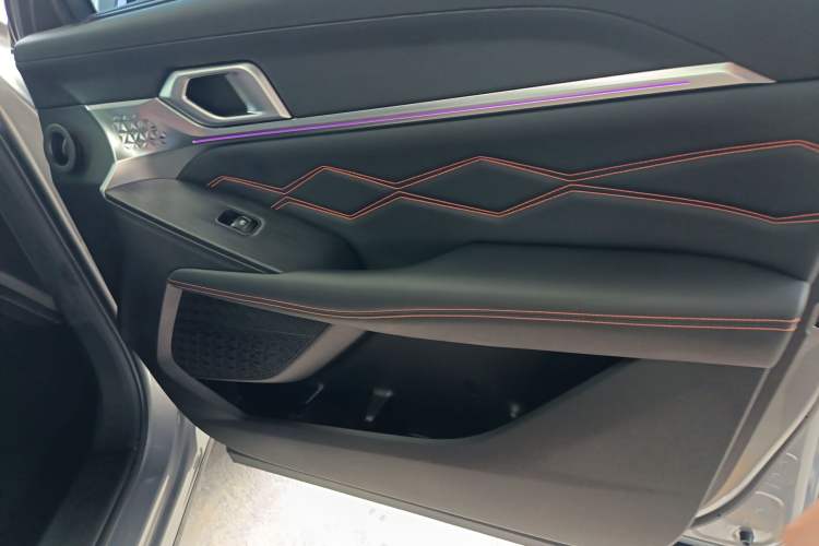 Used Haval XY 2023 1.5T Smart Edition Interior 5