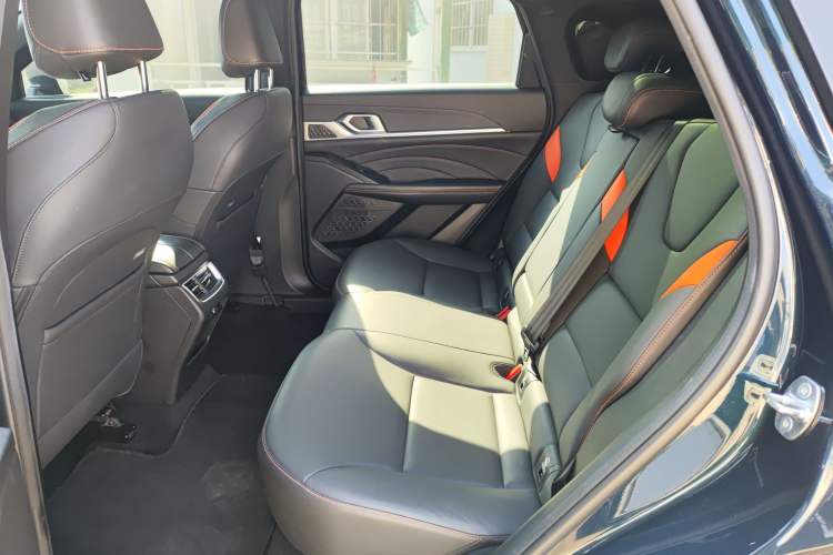 Used Haval XY 2023 1.5T Smart Enjoyment Version DHT Left Rear Seat