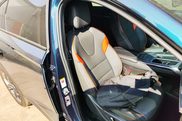 Used Haval XY 2023 1.5T Smart Enjoyment Version DHT Right Front Seat
