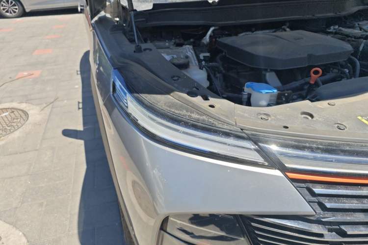 Used Haval XY 2023 2.0T ZhiZun All-Wheel Drive Edition Right Front Headlight
