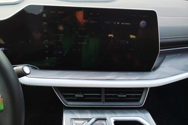 Used Haval XY 2023 1.5T Smart Edition Audio And AC Panel
