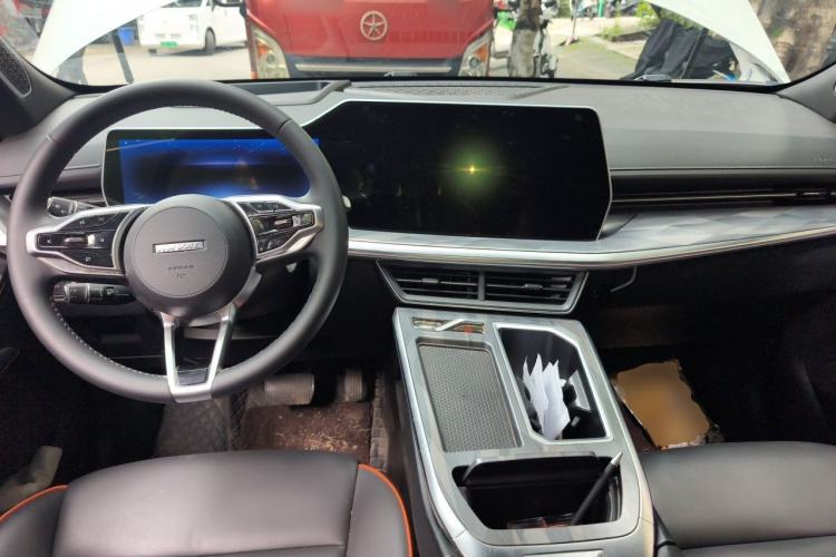 Used Haval XY 2023 1.5T Smart Edition Center Console