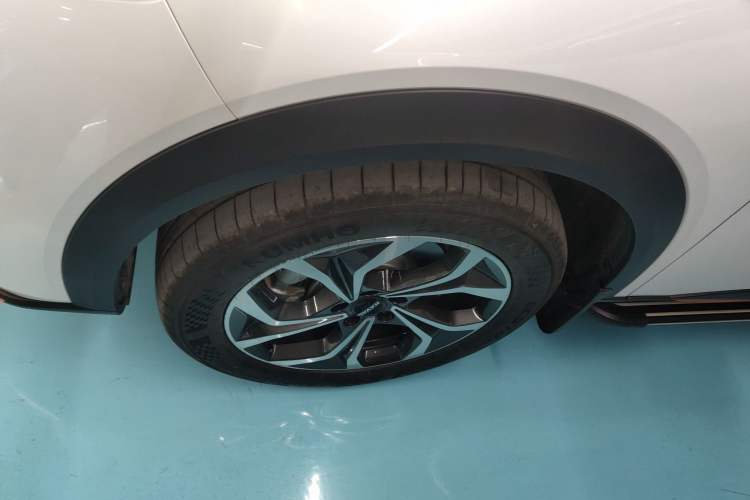 Used Haval XY 2023 1.5T Smart Edition Left Front Wheel Hub