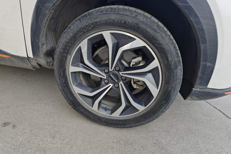 Used Haval XY 2023 1.5T Smart Edition Right Front Wheel Hub