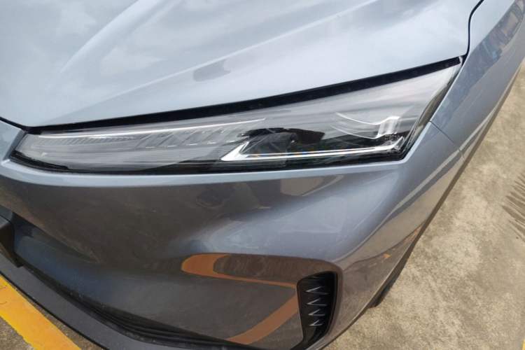 Used HEDMOS 06 2025 Model 520km Left Front Headlight