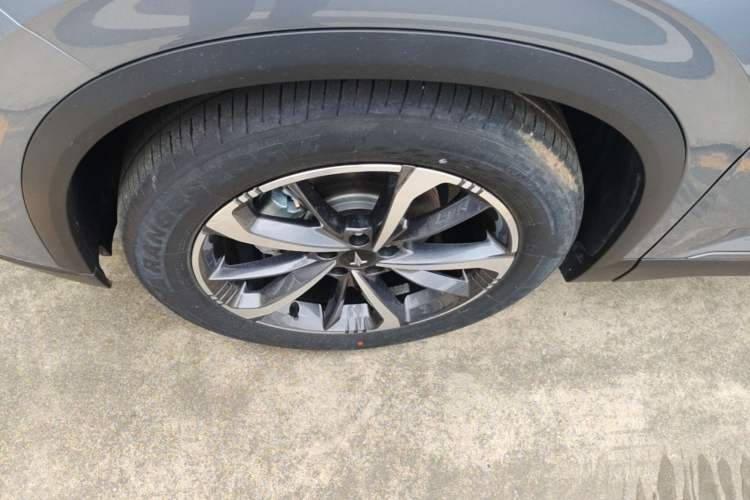 Used HEDMOS 06 2025 Model 520km Left Front Wheel Hub