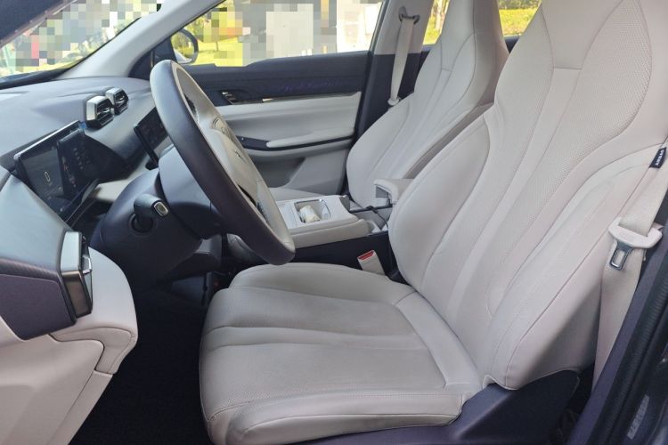 Used HEDMOS 06 2025 Model 520km Left Front Seat