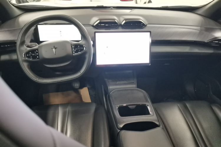 Used HEDMOS 06 2025 Model 520km Center Console