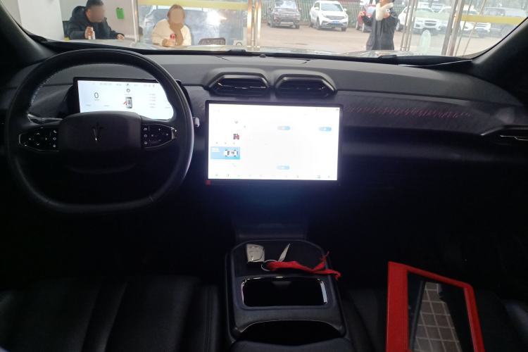 Used HEDMOS 06 2025 Model 520km Center Console