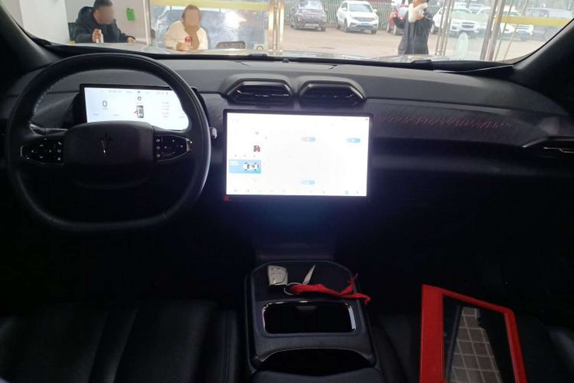 Used HEDMOS 06 2025 Model 520km Center Console