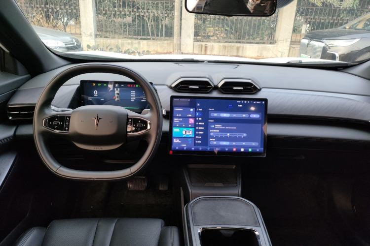 Used HEDMOS 06 2025 Model 520km Center Console
