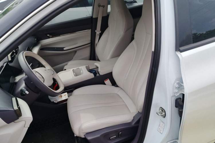 Used HEDMOS 06 2025 Model 520km Driver Seat
