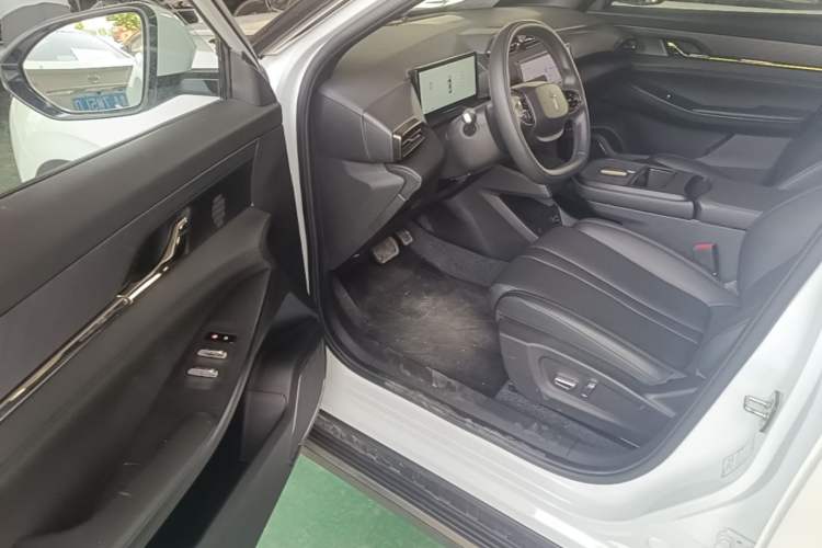 Used HEDMOS 06 2025 Model 520km Driver Seat
