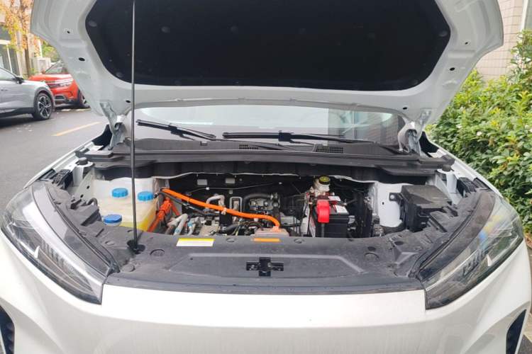 Used HEDMOS 06 2025 Model 520km Engine Bay
