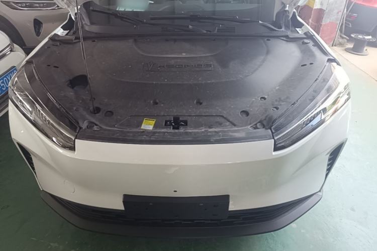 Used HEDMOS 06 2025 Model 520km Engine Bay