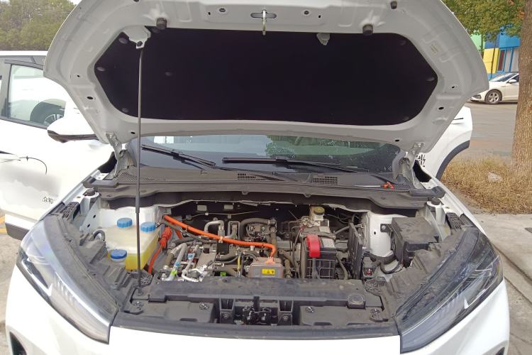 Used HEDMOS 06 2025 Model 520km Engine Bay